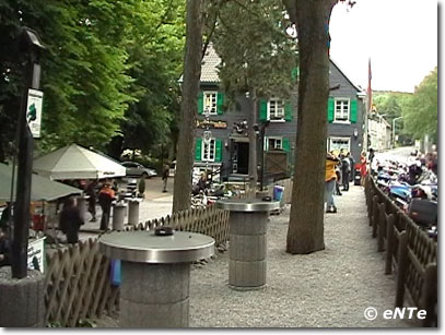 Cafe Hubraum in Solingen (ziemlich leer...)