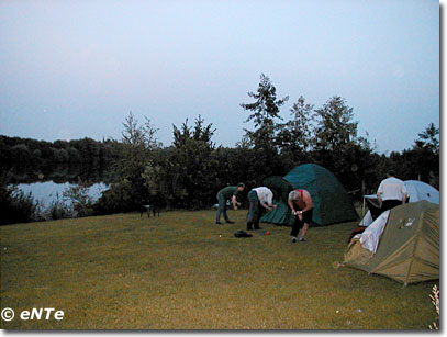 Bikersfarm, Zelten am See