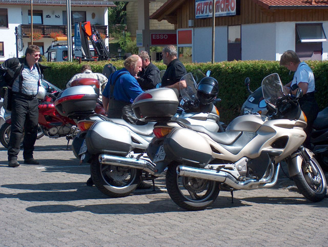 01brunnwirt31parkplatz-f